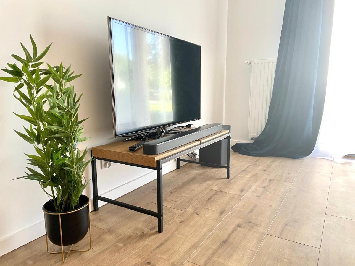Apartament 02 - Rezydencja Устроне-Морске Экстерьер фото