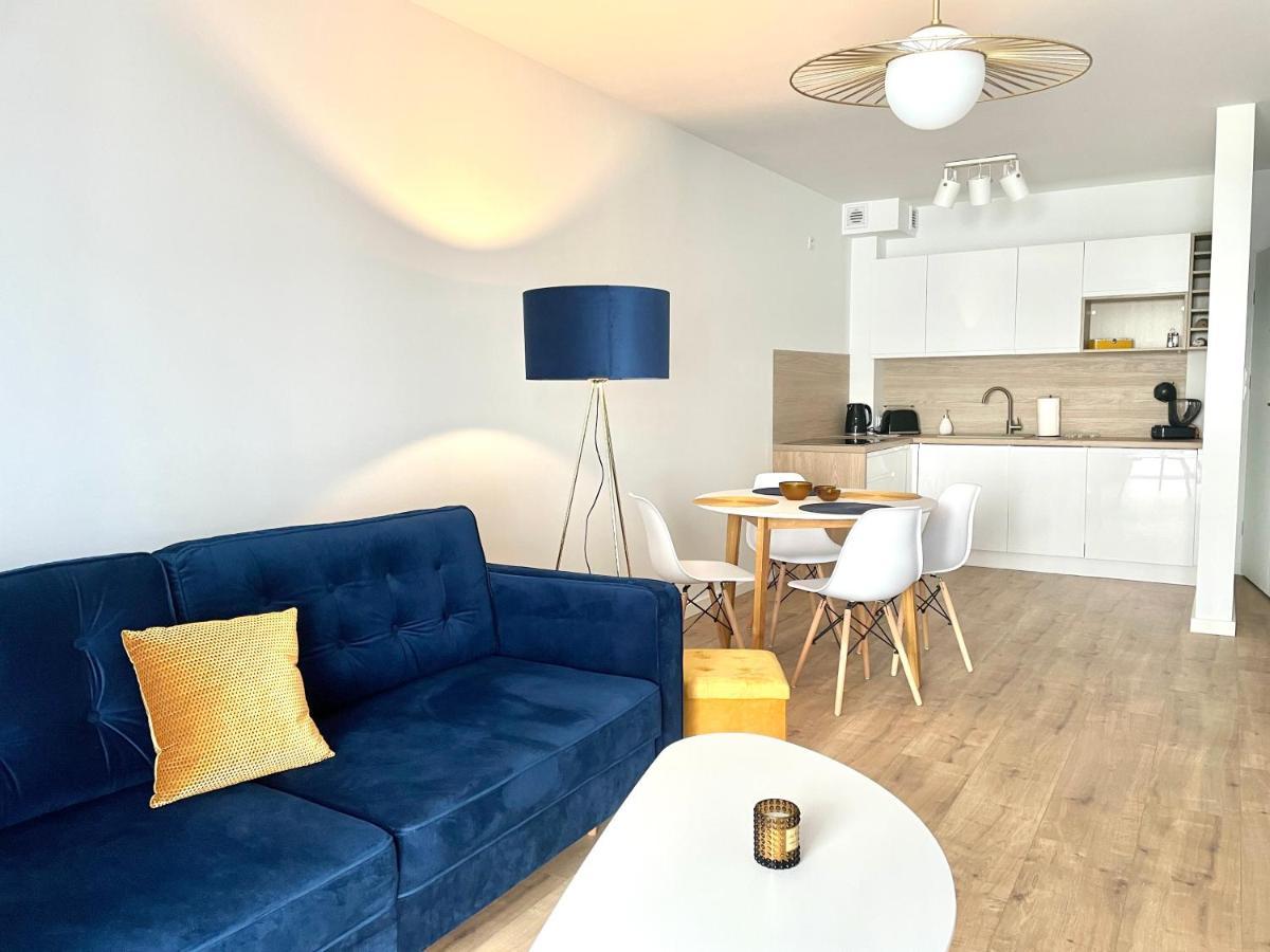 Apartament 02 - Rezydencja Устроне-Морске Экстерьер фото