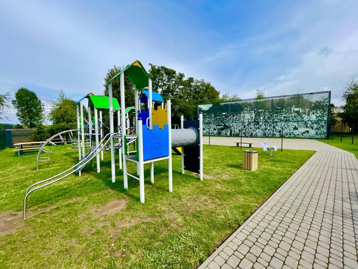 Apartament 02 - Rezydencja Устроне-Морске Экстерьер фото
